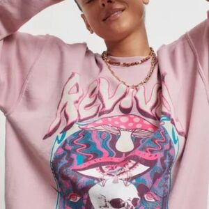 Project social t urban outfitters oversized pink Graphic SweatshirtL/xL